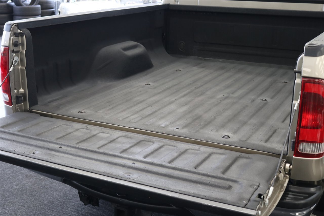 Used 2003 Ford F250 Lariat AWD/4WD image 41