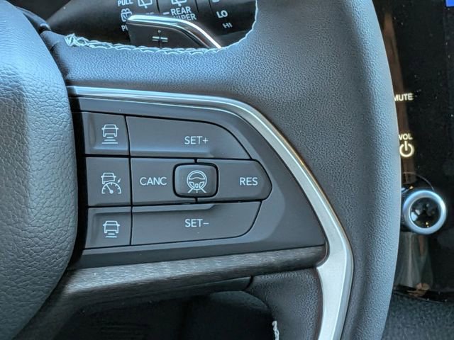 New 2026 Jeep Grand Cherokee Laredo AWD/4WD image 20