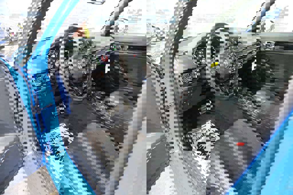 Used 2025 Honda Civic Sport image 15