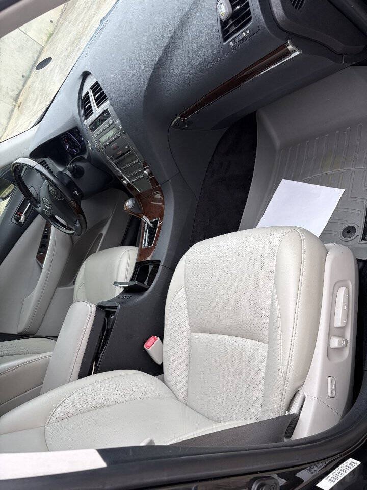 Used 2011 Lexus ES 350 FWD image 18