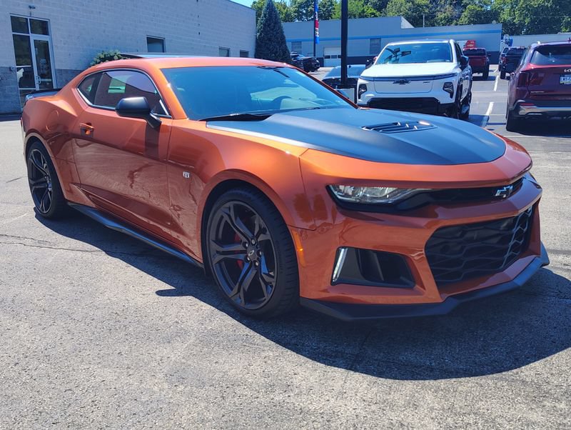 Used 2024 Chevrolet Camaro SS RWD image 6