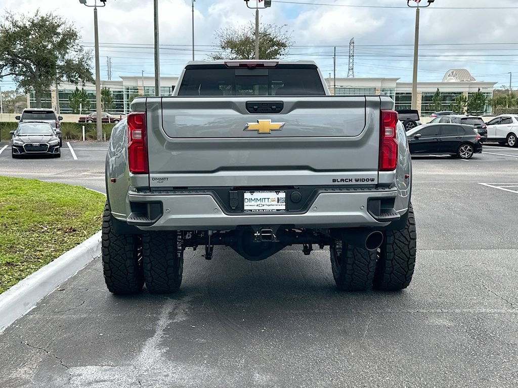 New 2026 Chevrolet Silverado 3500 High Country w/ High Country Premium Package AWD/4WD image 6