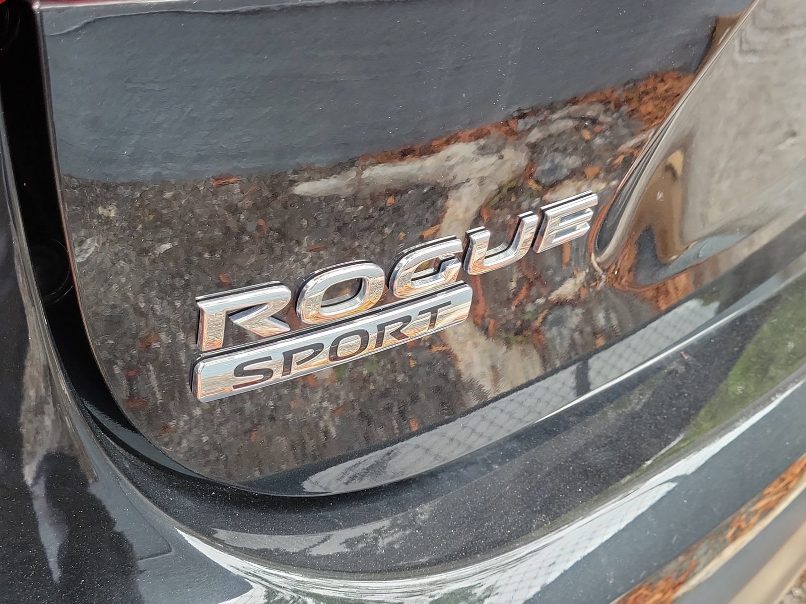 Used 2021 Nissan Rogue Sport S FWD image 4