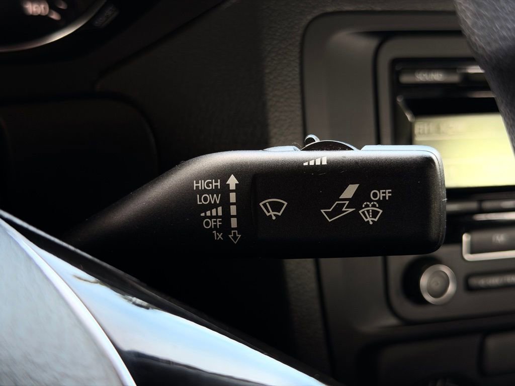 Used 2015 Volkswagen Jetta S image 36