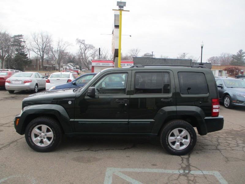 Used 2011 Jeep Liberty Sport w/ Popular Equipment Group image 4