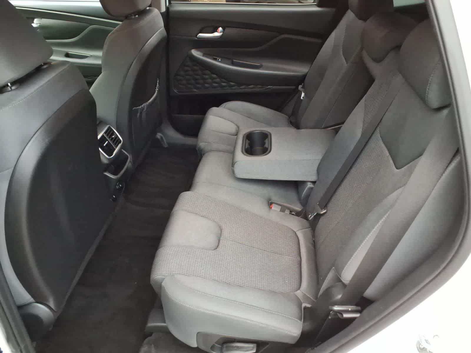 Used 2020 Hyundai Santa Fe SEL AWD/4WD image 9