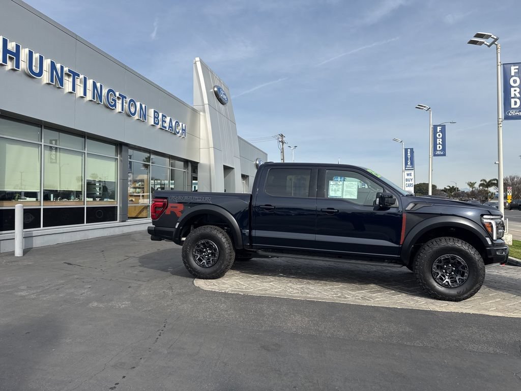 Used 2025 Ford F150 Raptor w/ Equipment Group 803A Raptor R AWD/4WD image 3