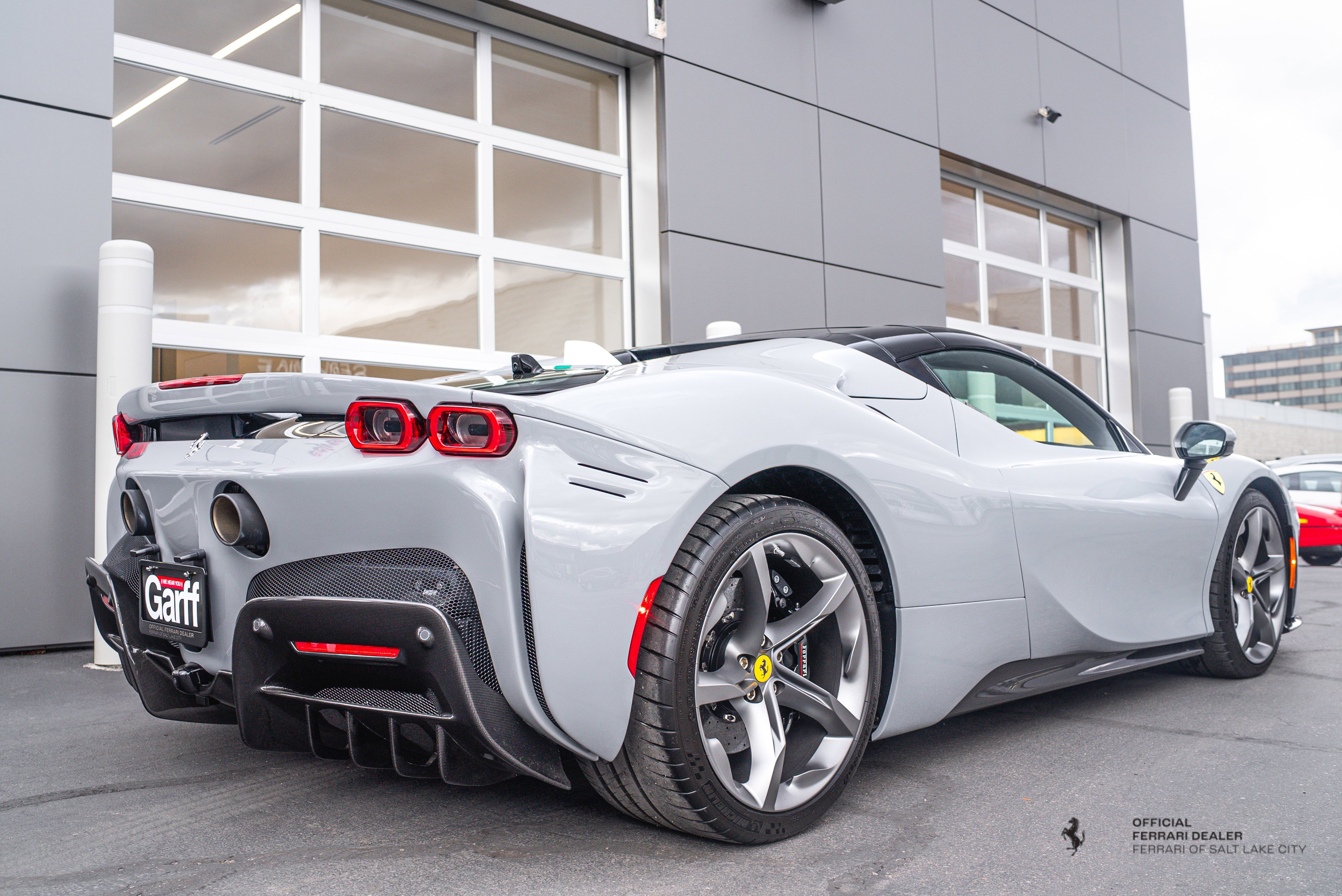 Used 2024 Ferrari SF90 Spider image 12