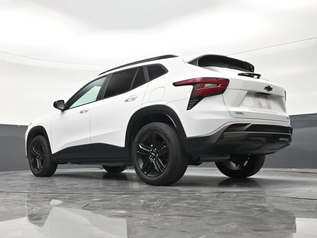 Used 2025 Chevrolet Trax ACTIV FWD image 21