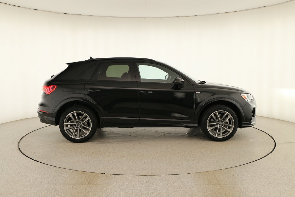 Used 2024 Audi Q3 2.0T Premium AWD/4WD image 8