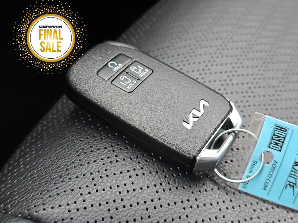 Certified 2022 Kia Carnival SX Prestige image 31