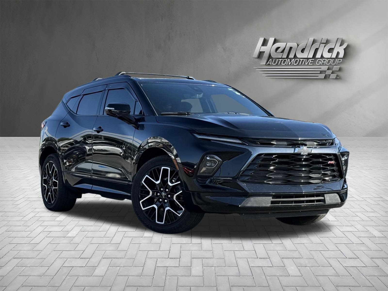 Used 2024 Chevrolet Blazer RS w/ Driver Confidence II Package FWD image 2