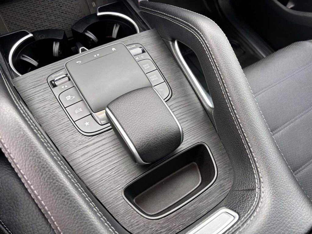 Used 2024 Mercedes-Benz GLE 350 4MATIC image 23