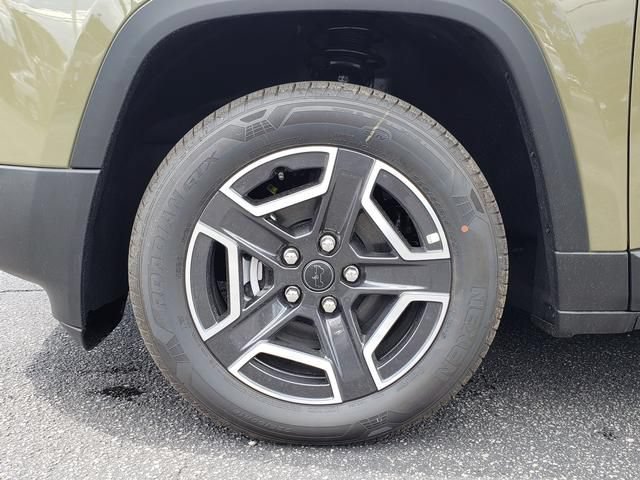 New 2026 Jeep Cherokee Laredo AWD/4WD image 12