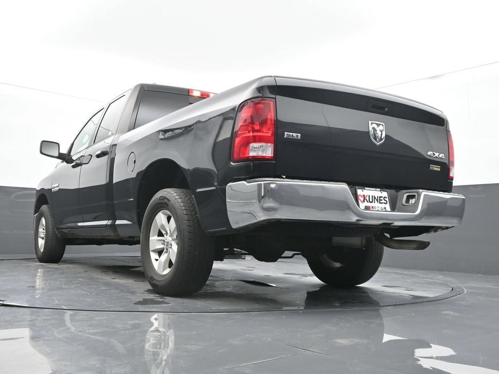 Used 2018 RAM 1500 Classic SLT AWD/4WD image 38