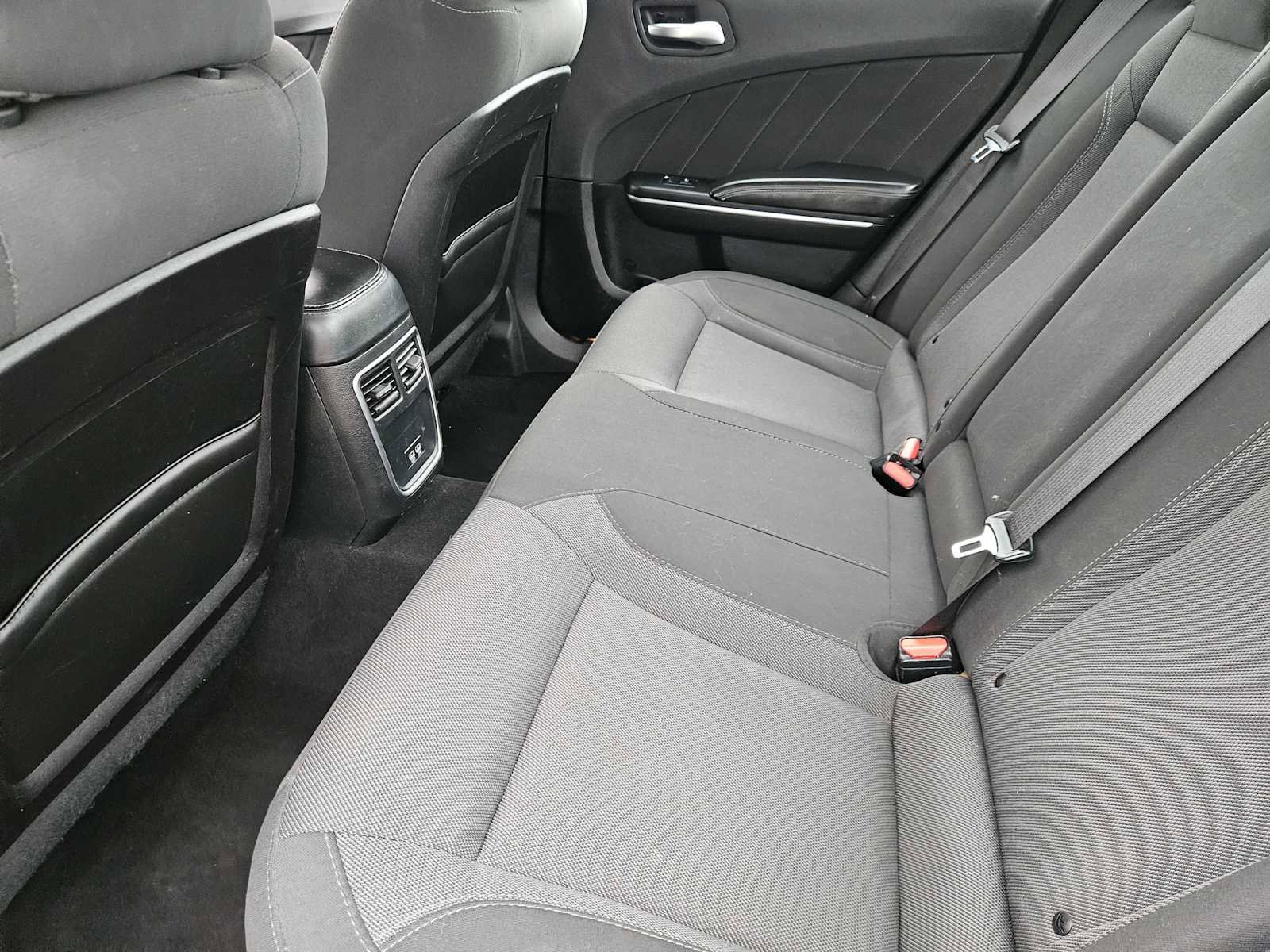 Used 2019 Dodge Charger SXT RWD image 27