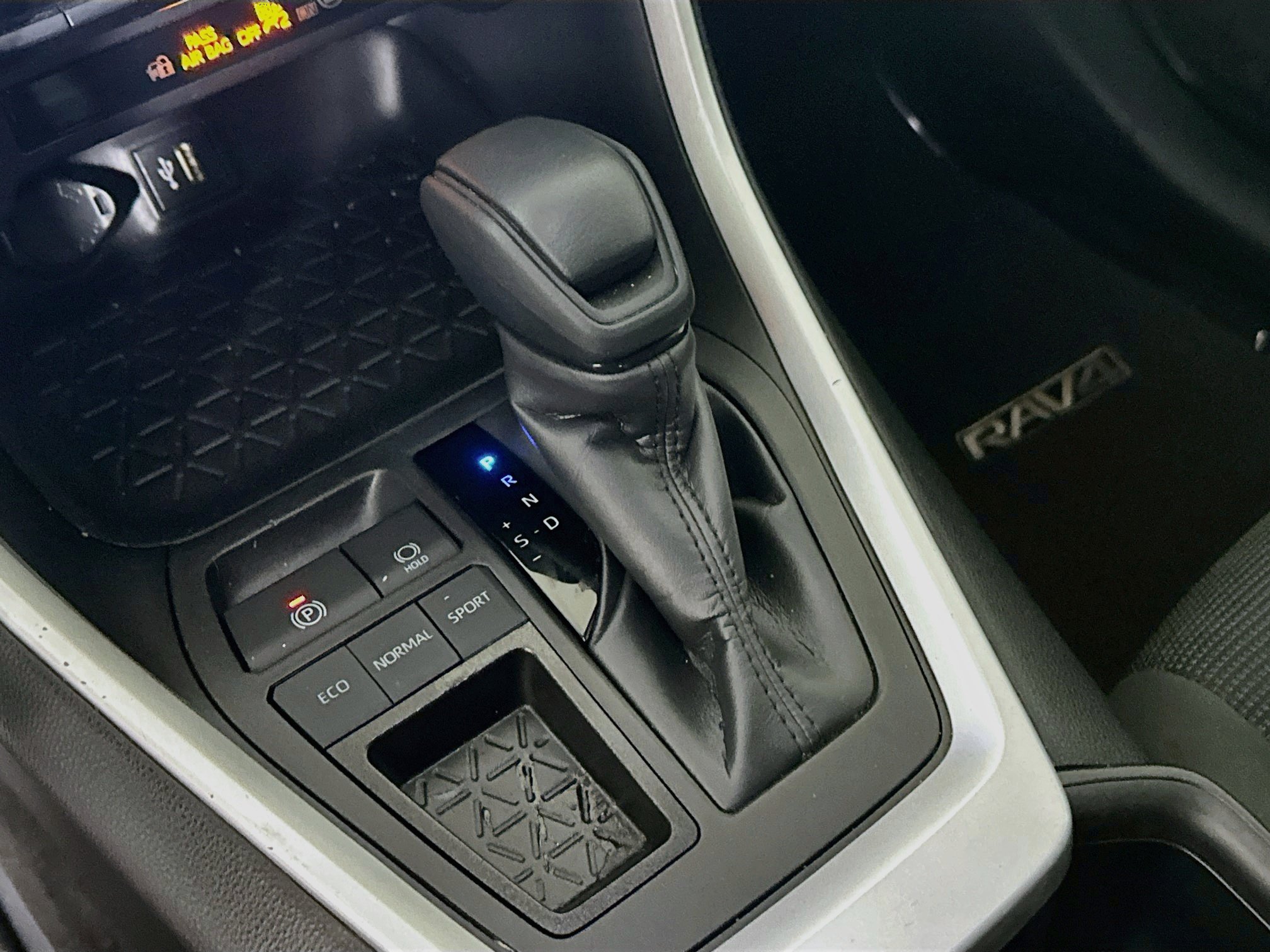 Certified 2023 Toyota RAV4 LE FWD image 20
