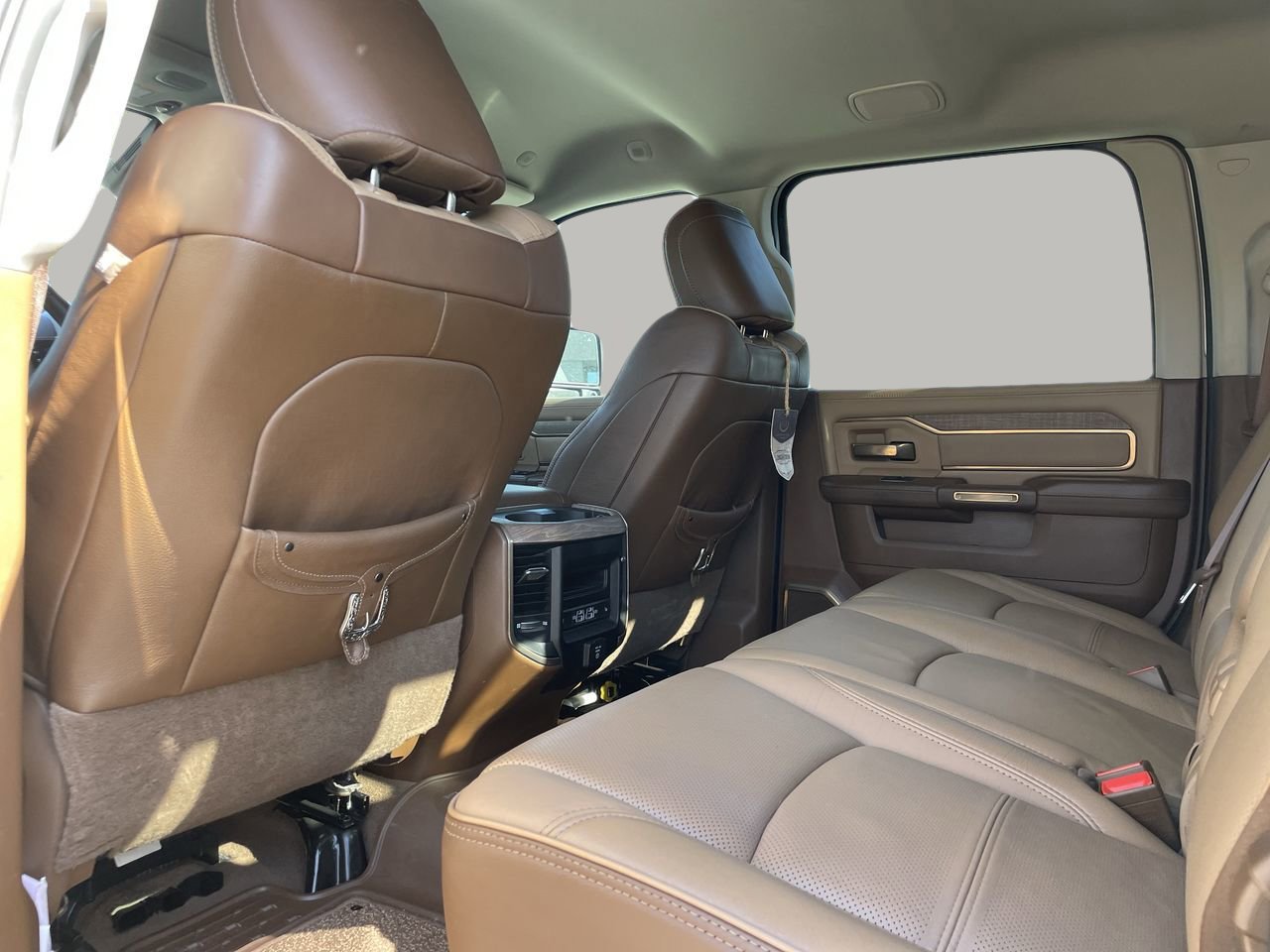 Used 2023 RAM 3500 Limited image 17
