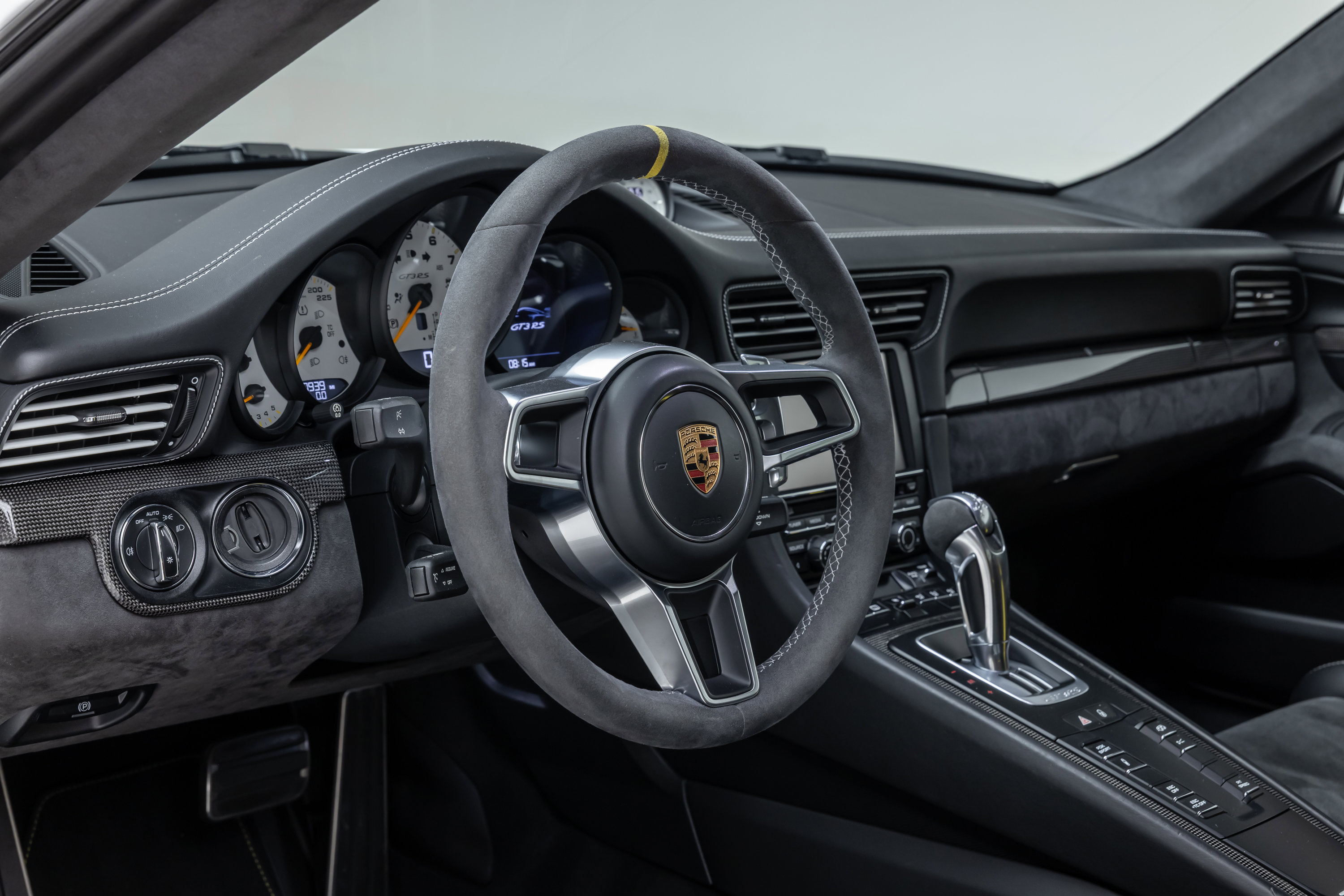 Used 2016 Porsche 911 GT3 RS image 48