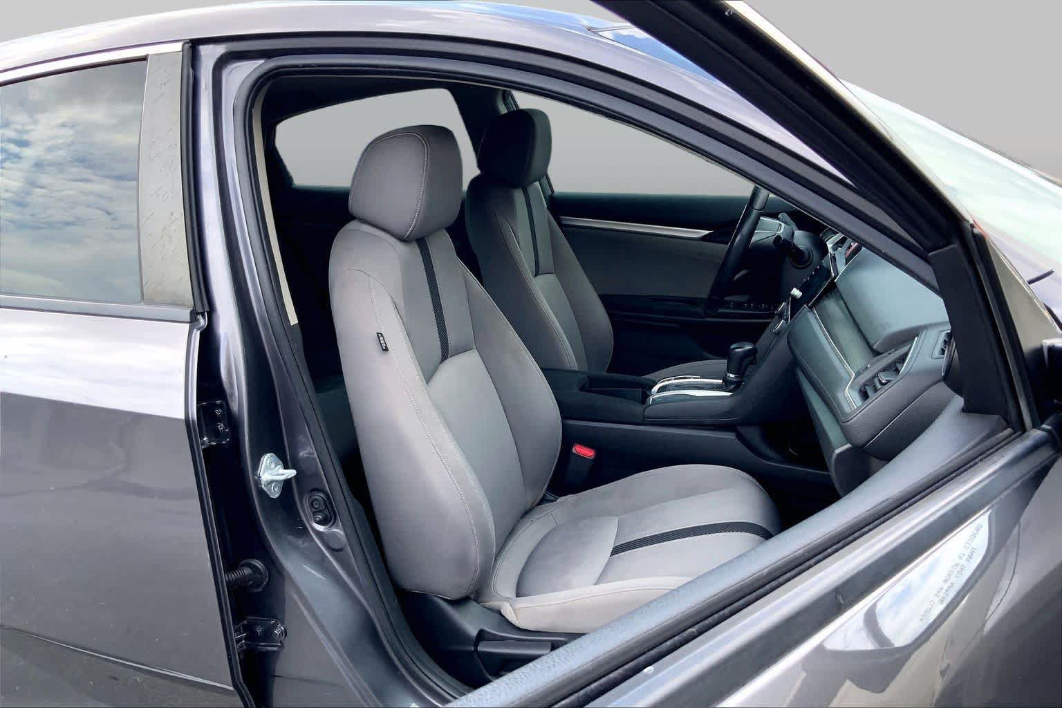 Used 2019 Honda Civic EX image 8