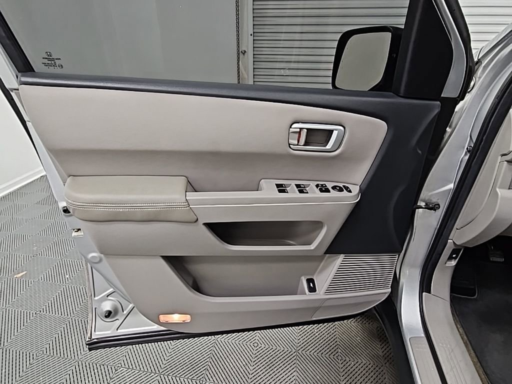 Used 2014 Honda Pilot EX-L image 25