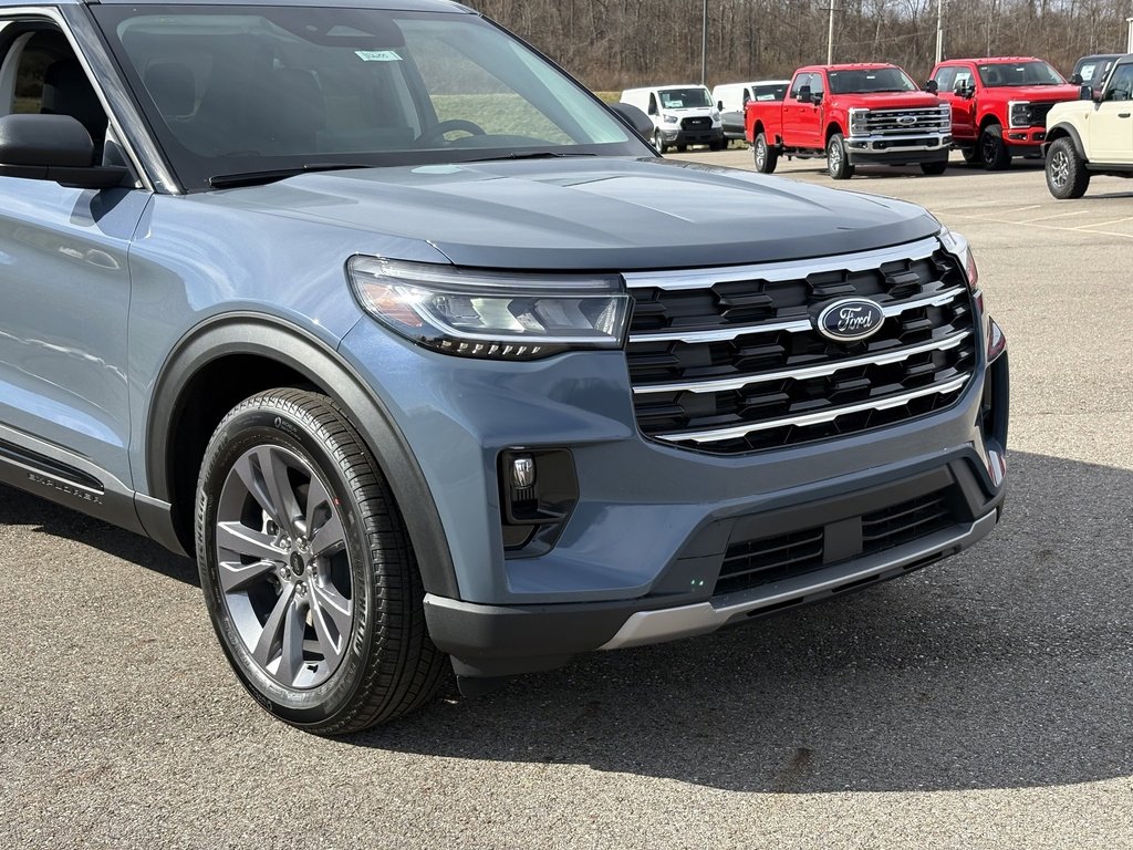 New 2026 Ford Explorer Active w/ Active Comfort Package image 9