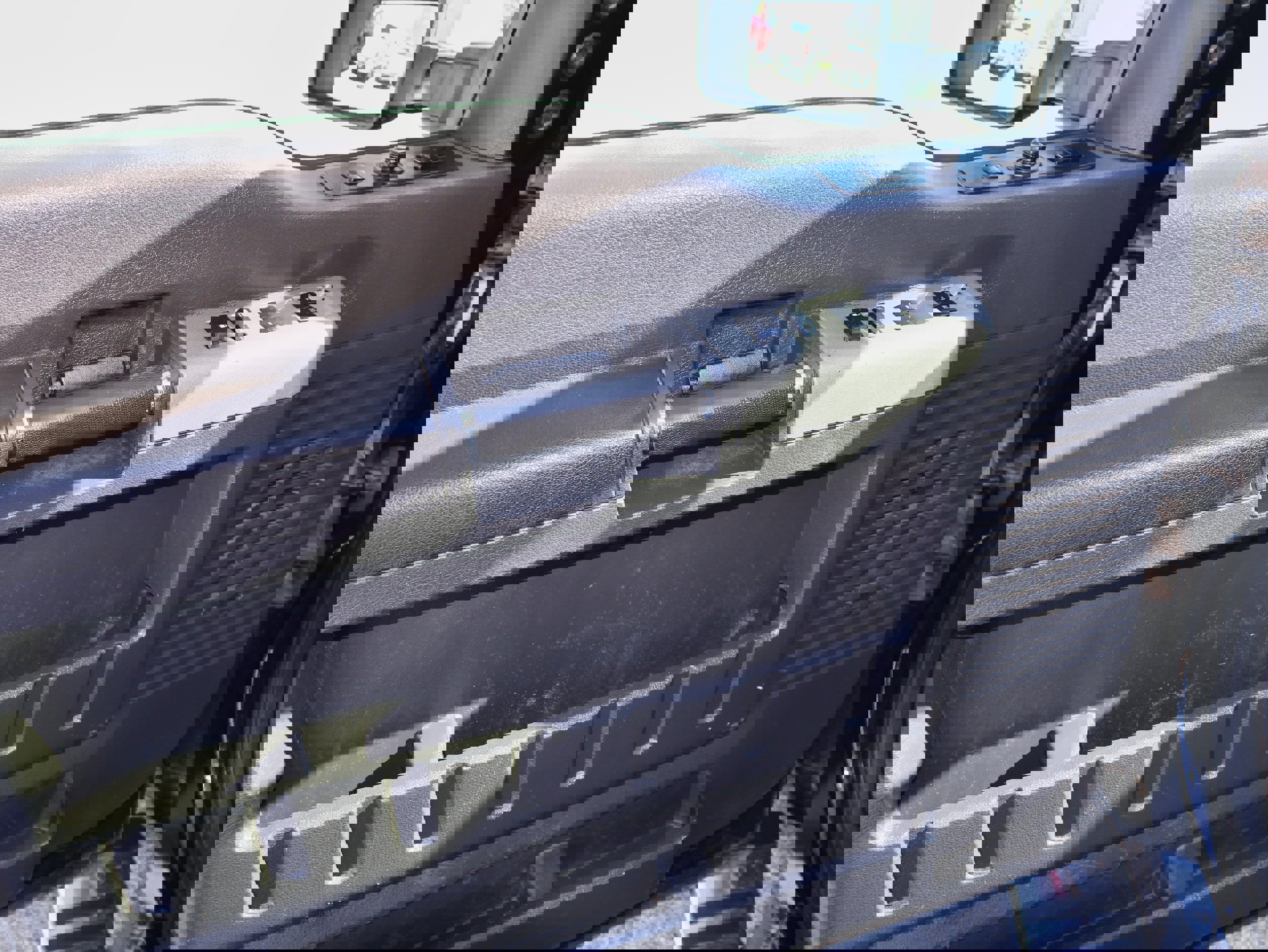 Used 2014 Ford F350 Lariat w/ Lariat Ultimate Package image 16