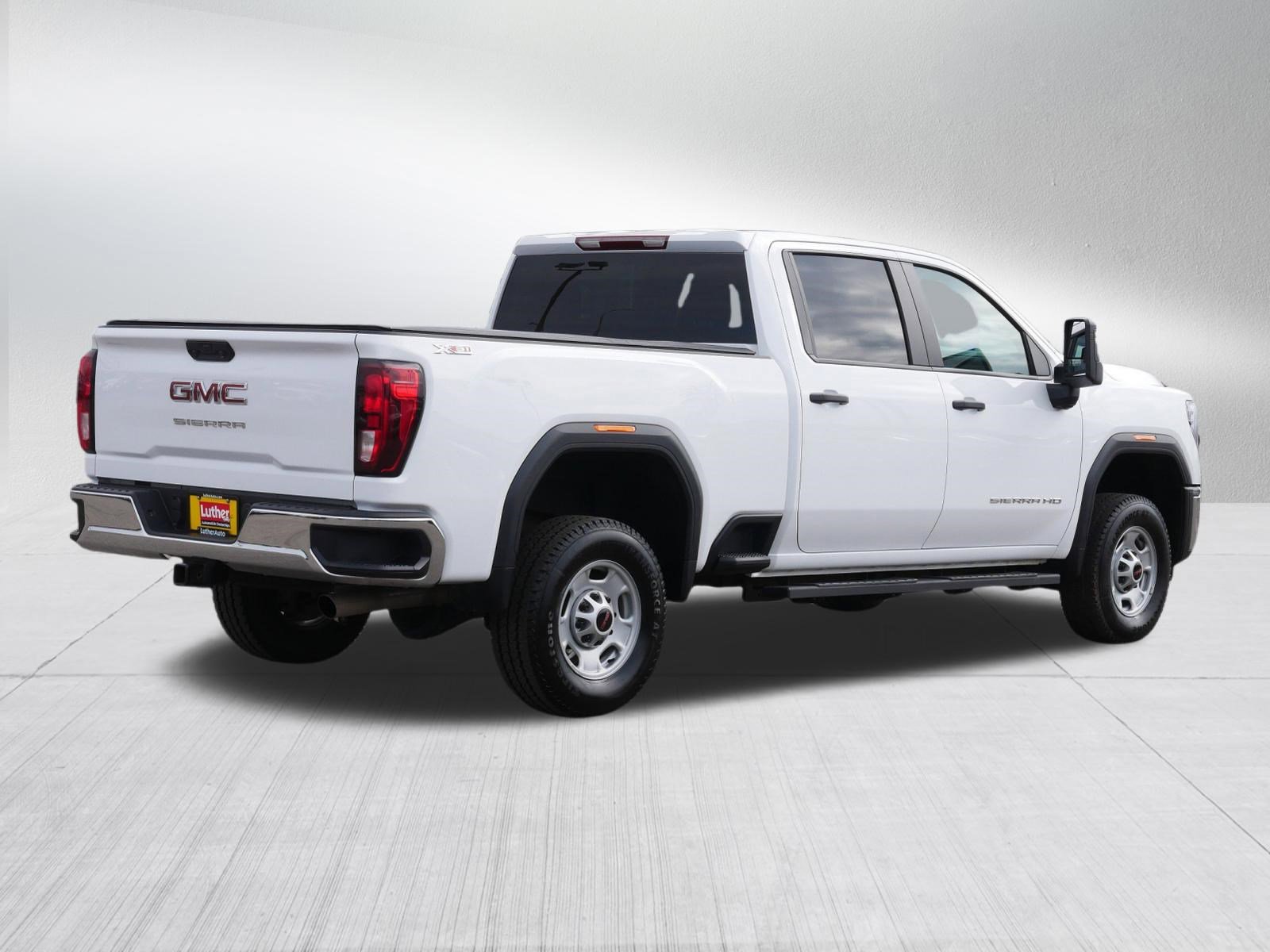 Used 2025 GMC Sierra 2500 Pro w/ Convenience Package image 7