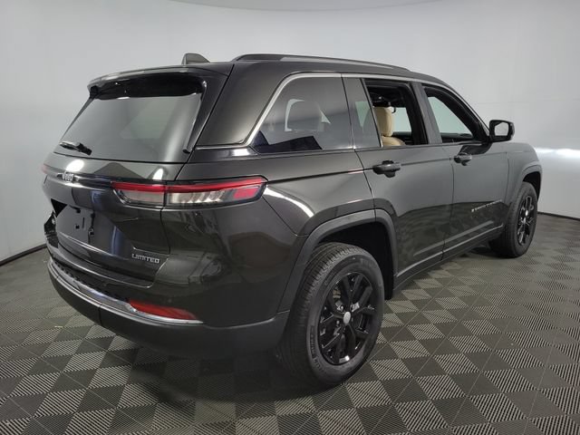 Used 2023 Jeep Grand Cherokee Limited AWD/4WD image 8