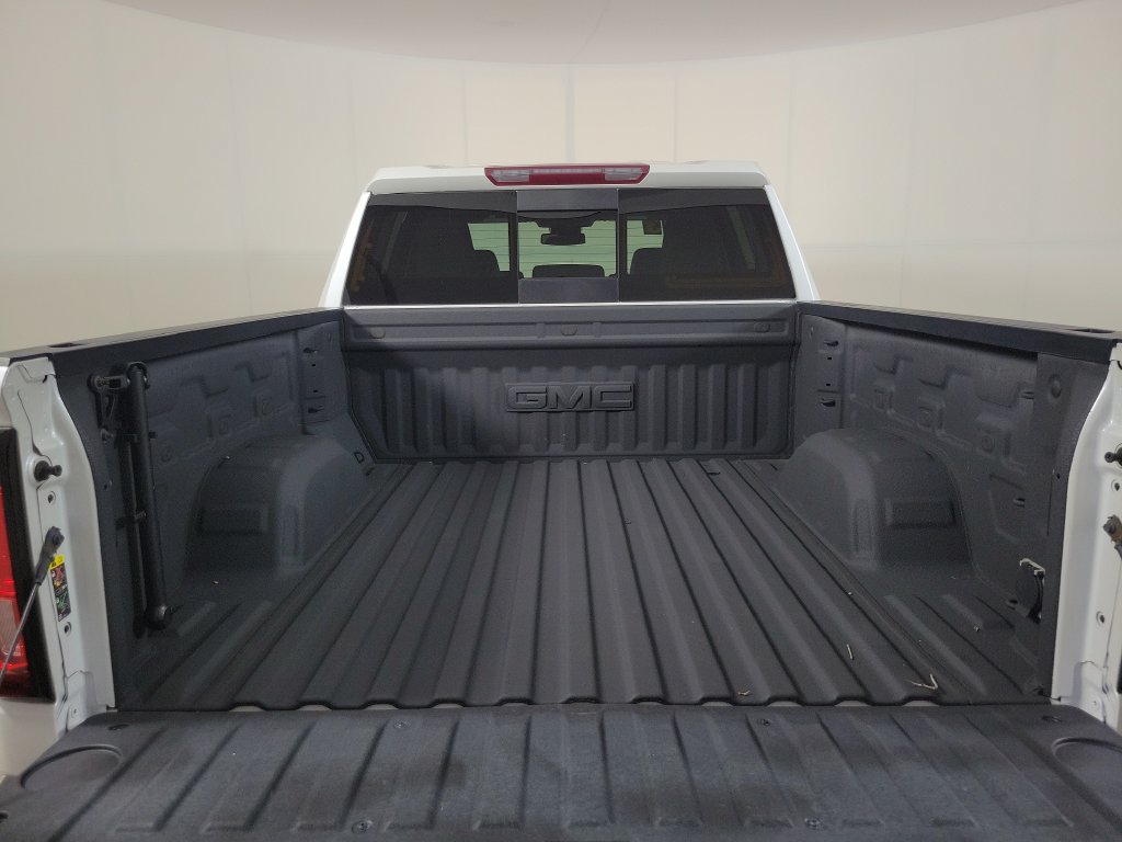 Used 2023 GMC Sierra 1500 SLT w/ SLT Premium Package AWD/4WD image 8