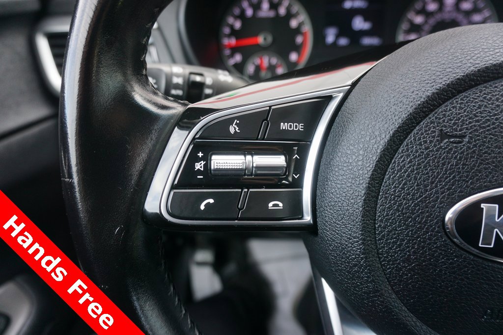 Used 2019 Kia Optima S image 4