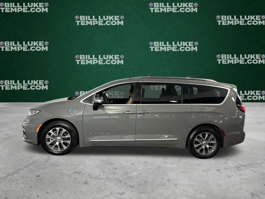 Used 2023 Chrysler Pacifica Pinnacle image 11