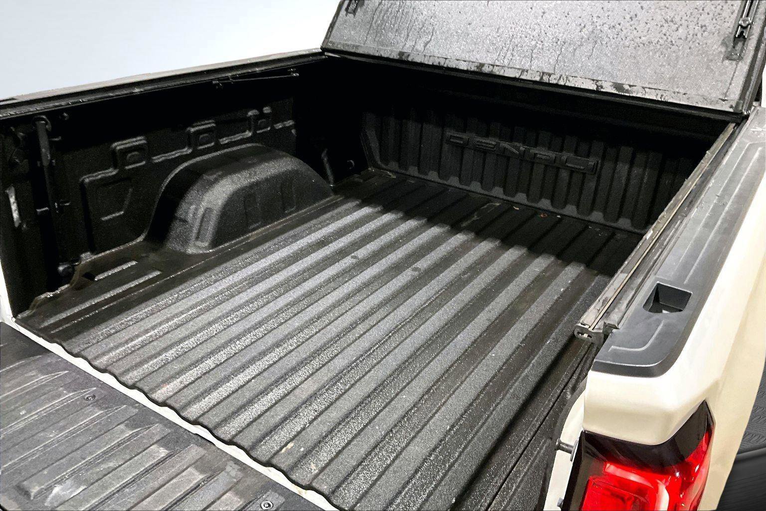 Used 2022 GMC Sierra 1500 Denali image 6