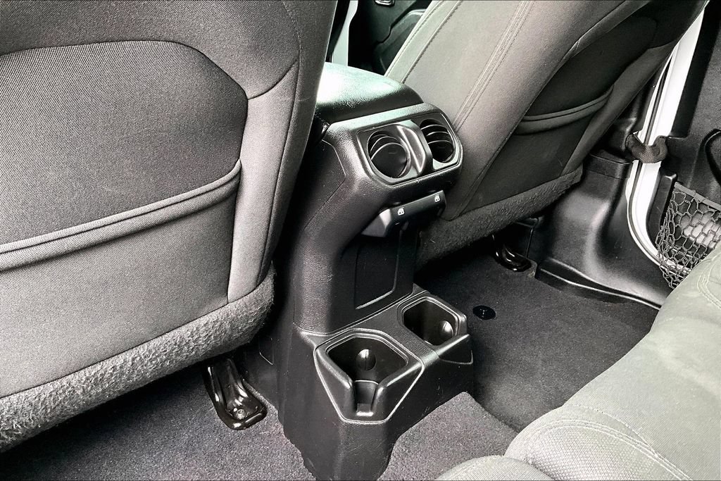 Used 2018 Jeep Wrangler Unlimited Sport S AWD/4WD image 10