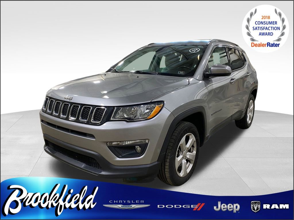 Used 2020 Jeep Compass Latitude w/ Popular Equipment Group AWD/4WD image 3