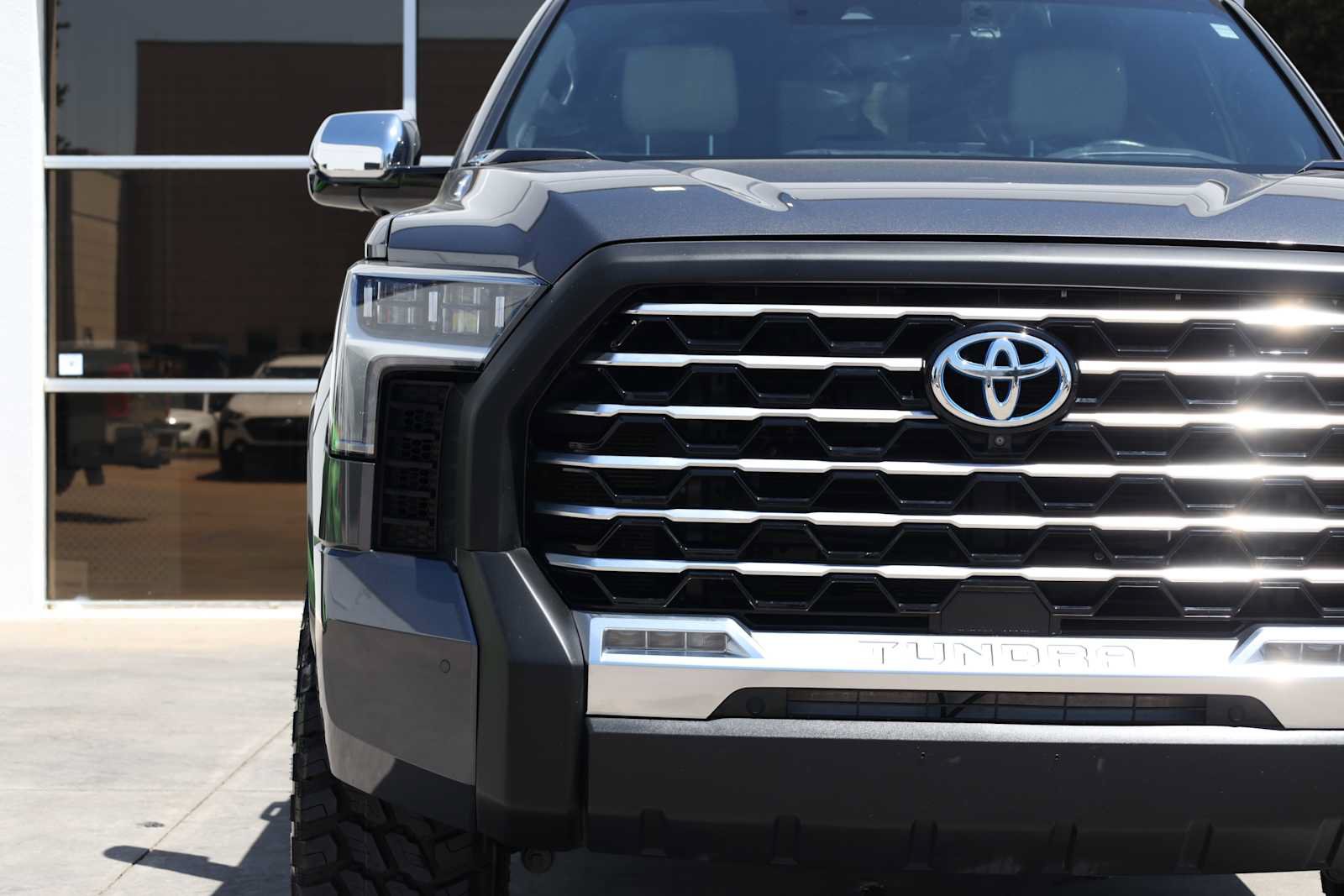 Used 2022 Toyota Tundra Capstone AWD/4WD image 57