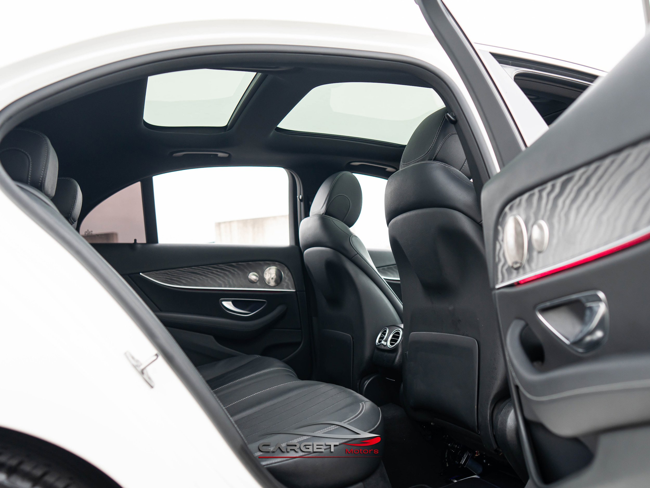 Used 2021 Mercedes-Benz E 350 Sedan w/ Premium Package image 19
