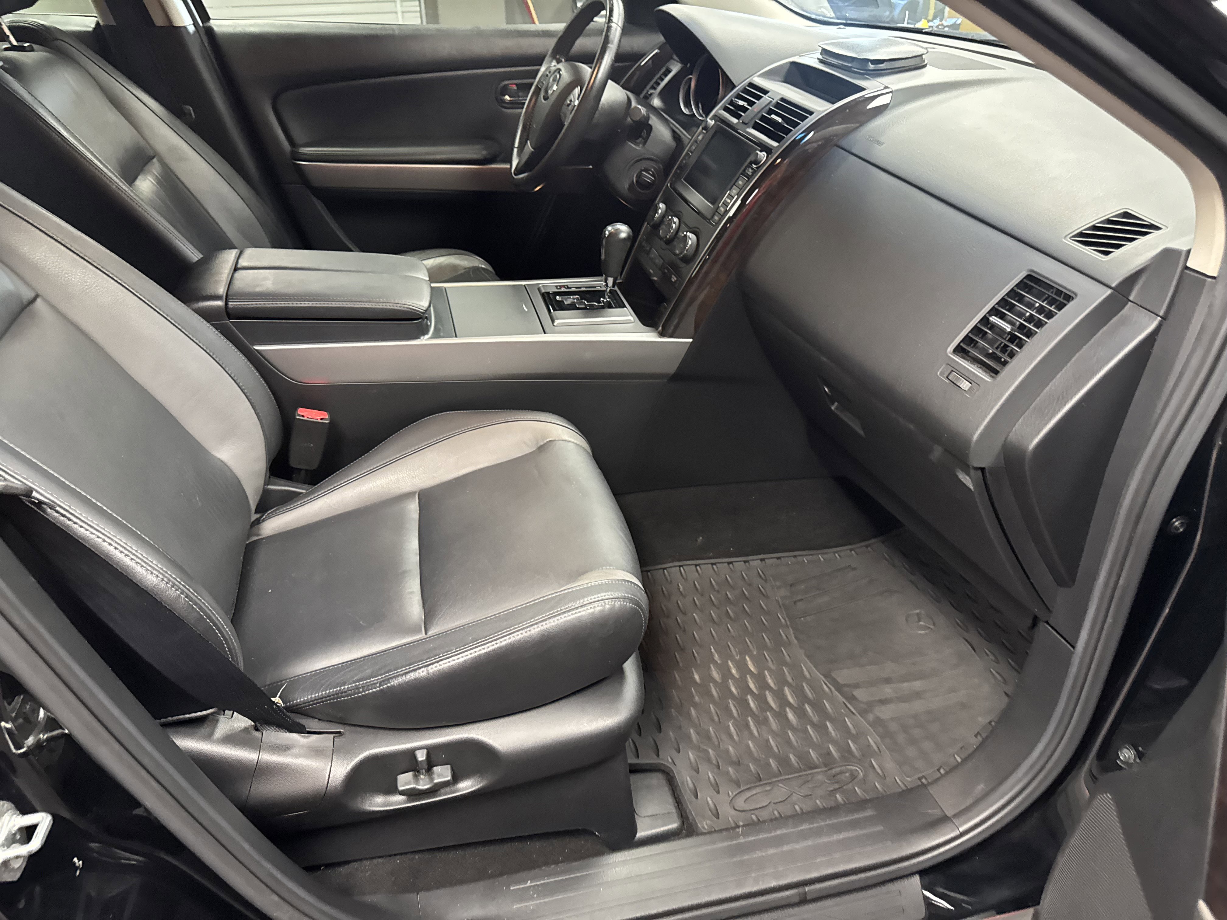 Used 2011 MAZDA CX-9 Grand Touring image 11