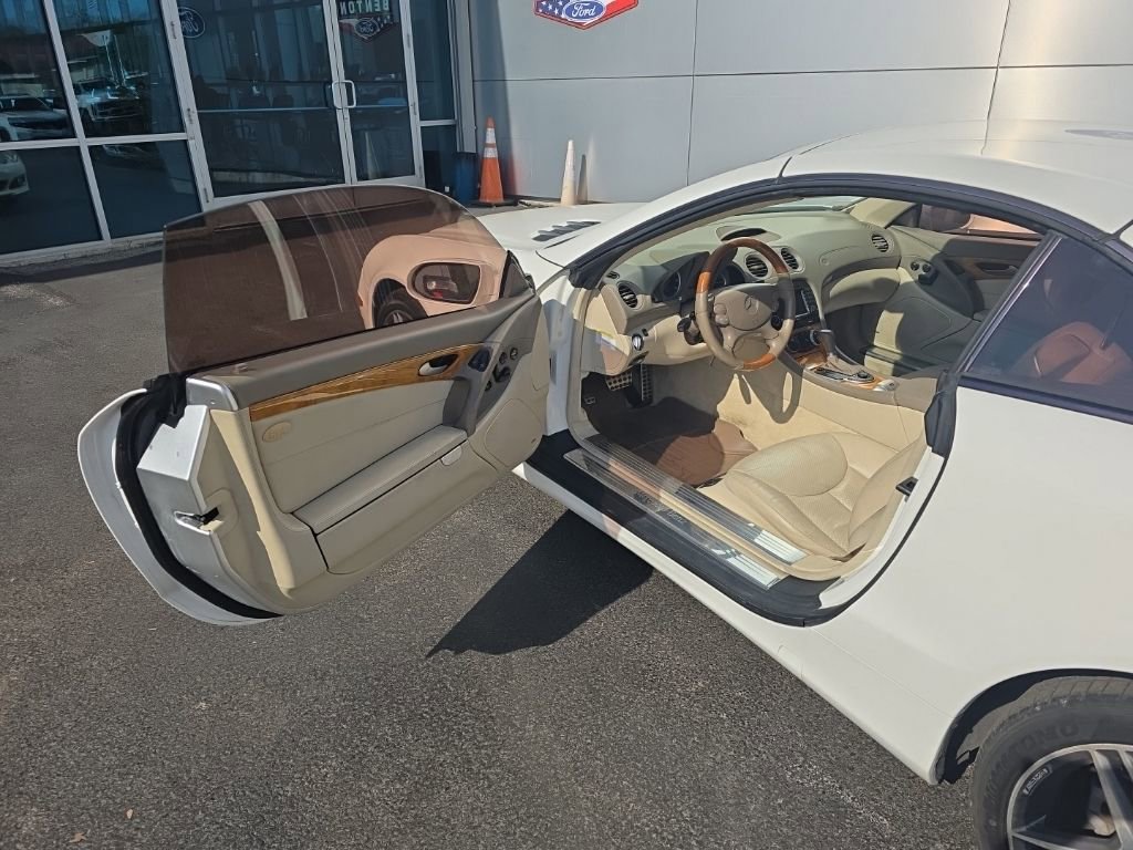 Used 2007 Mercedes-Benz SL 550 image 17