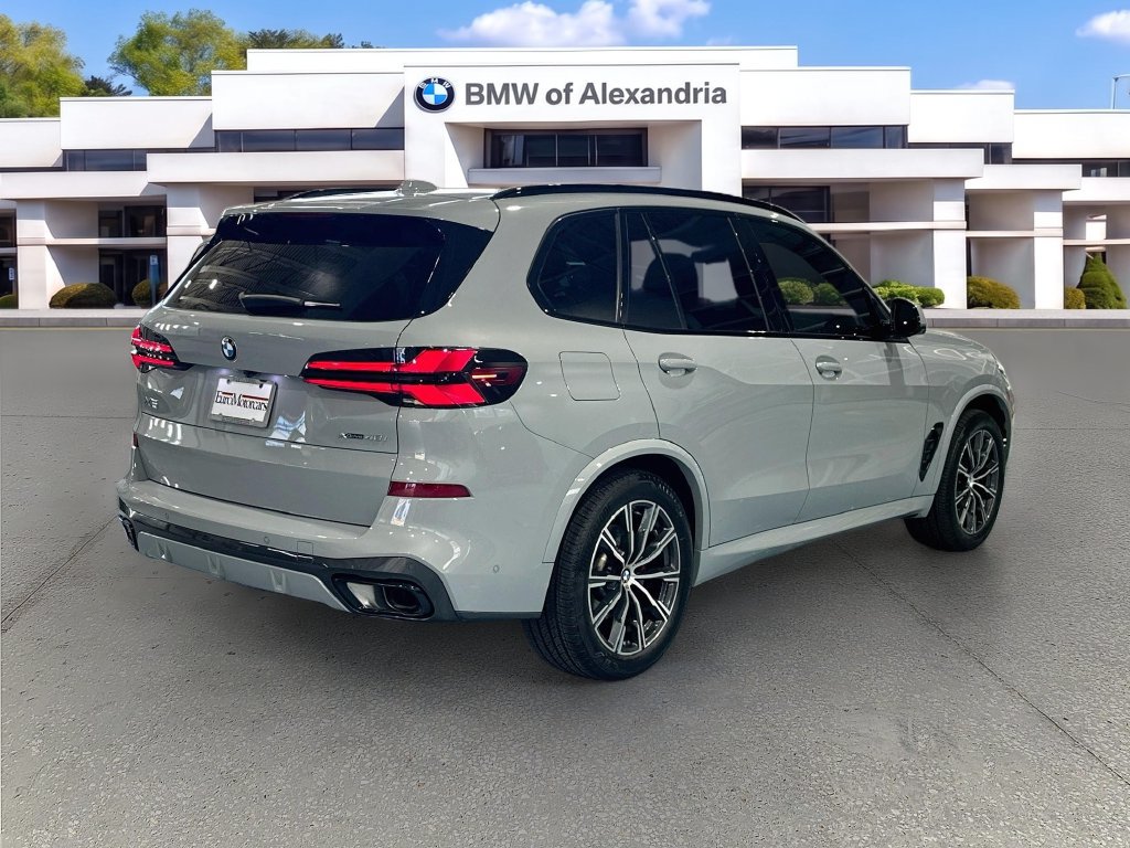 Used 2024 BMW X5 xDrive40i w/ Executive Package AWD/4WD image 5