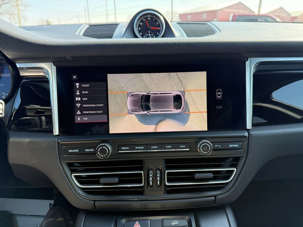 Used 2021 Porsche Macan S image 22