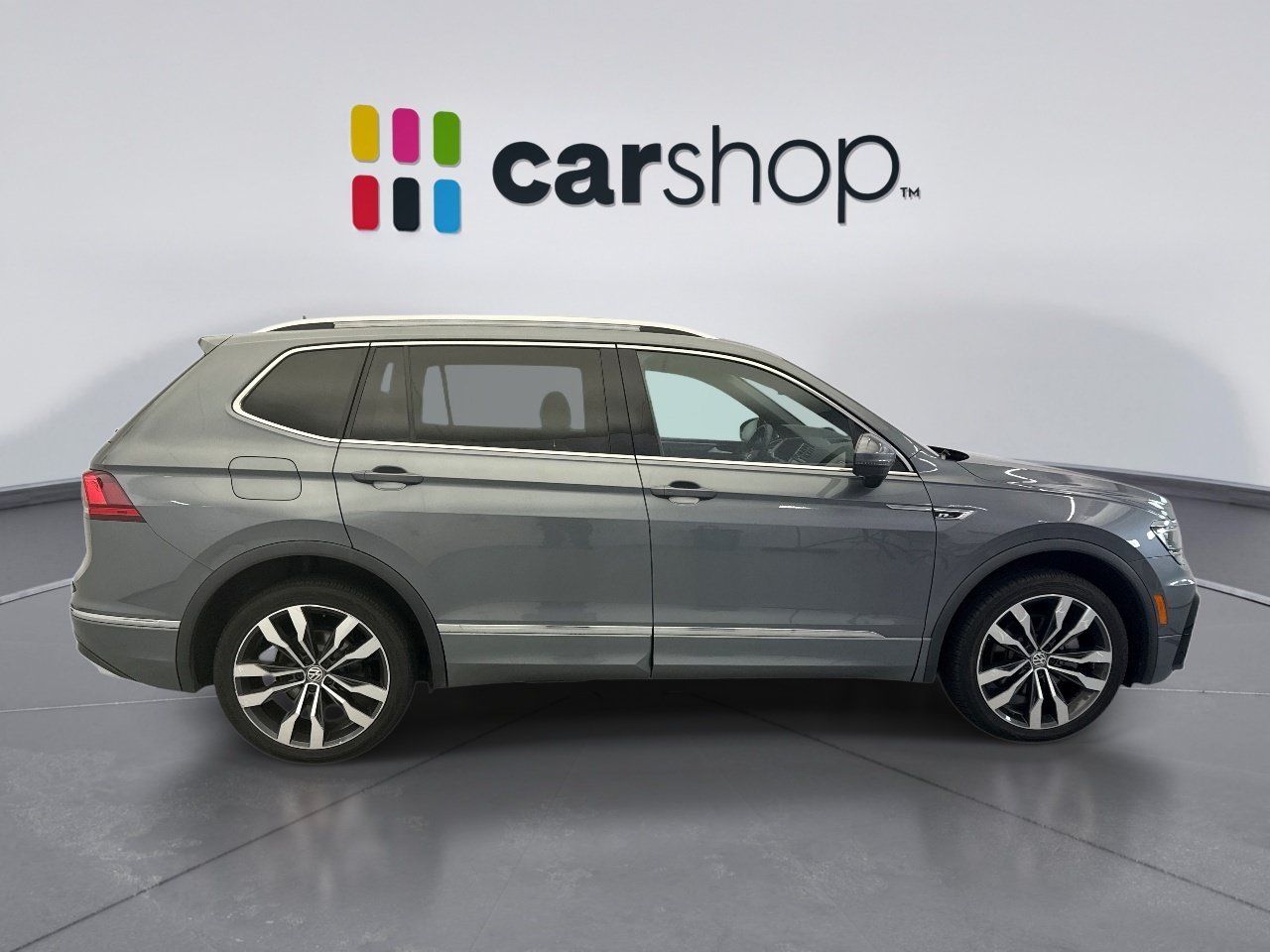 Used 2021 Volkswagen Tiguan SEL Premium R-Line AWD/4WD image 6