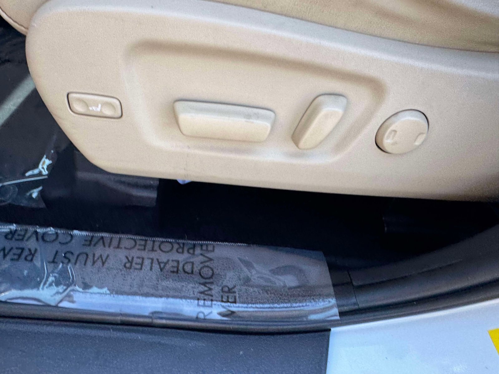 Used 2019 Toyota Highlander XLE image 20