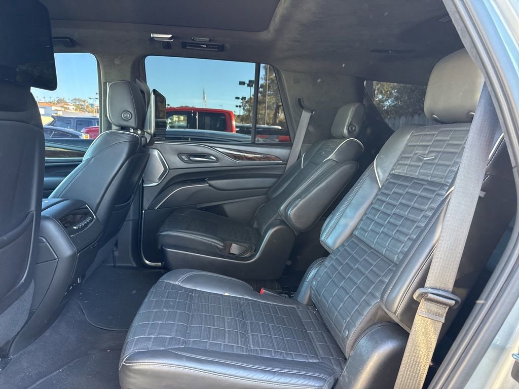 Used 2023 Cadillac Escalade Sport Platinum image 15