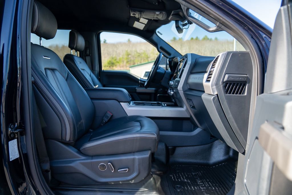 Used 2022 Ford F350 Platinum image 12