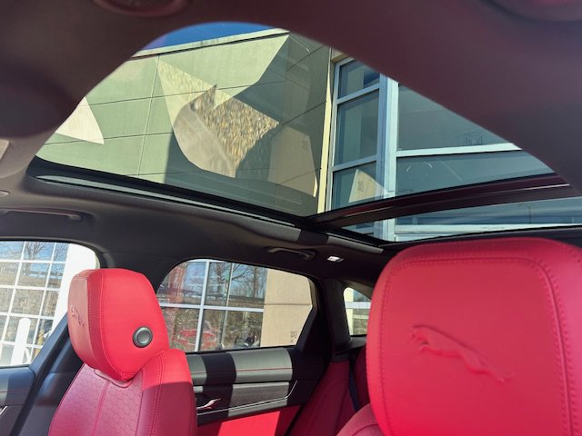 New 2025 Jaguar F-PACE R-Dynamic S image 14