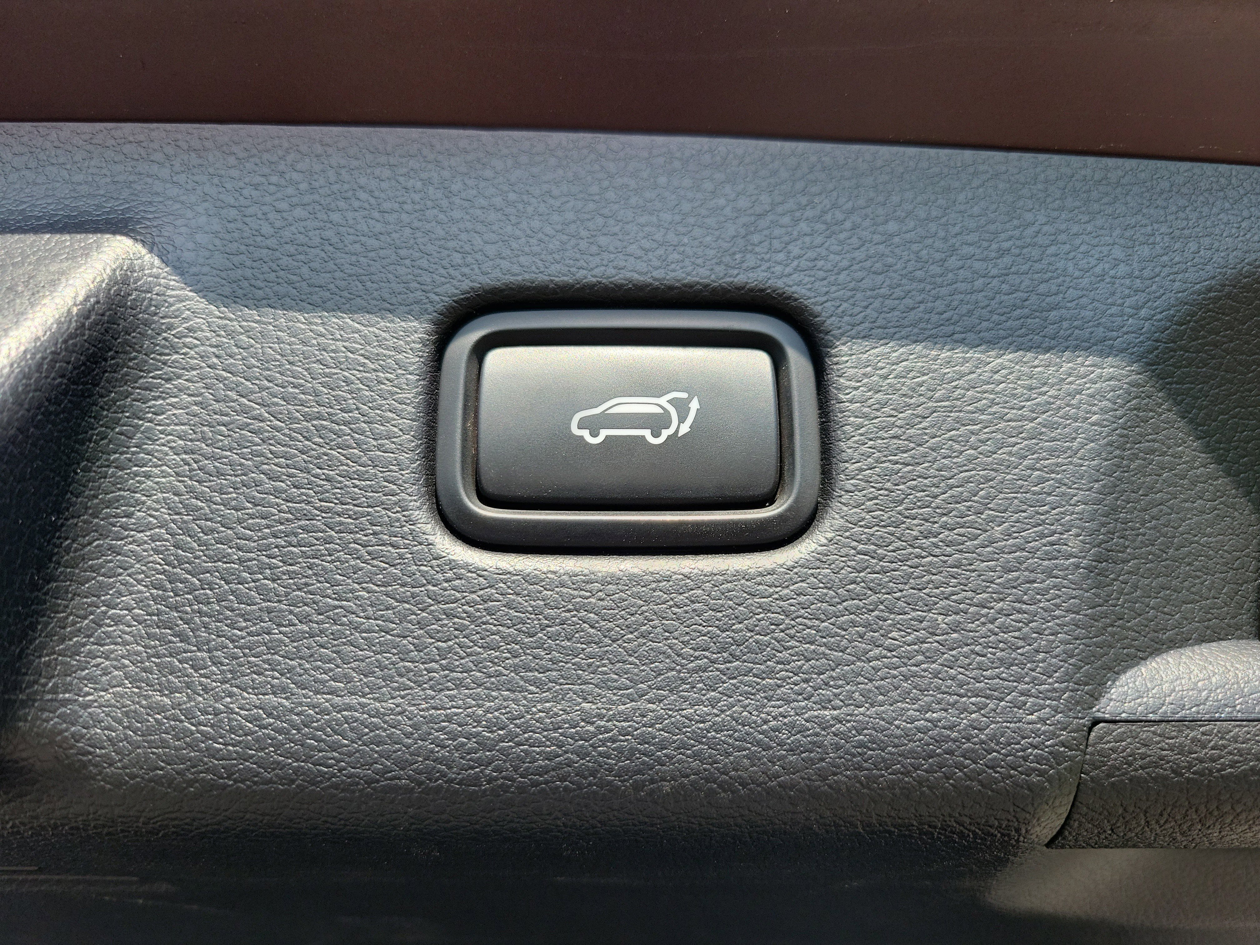 Used 2021 Hyundai Palisade SEL w/ Convenience Package image 16