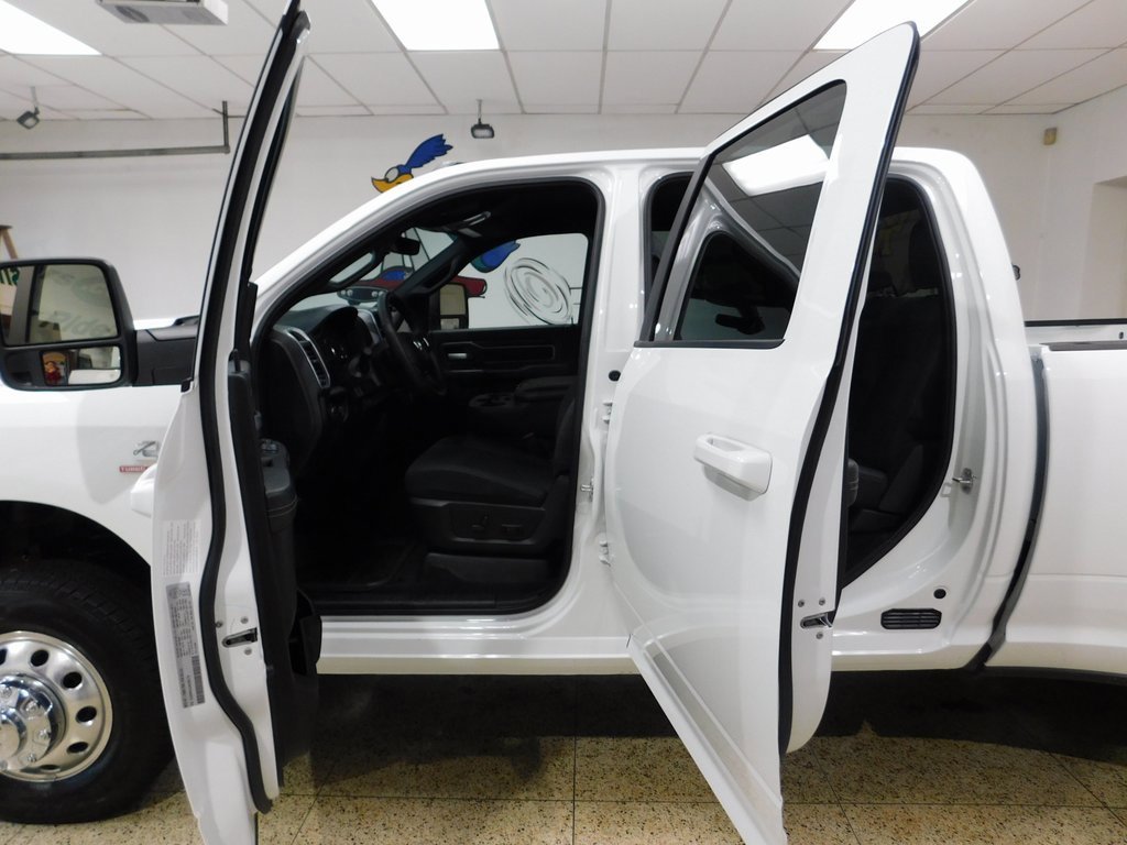 Used 2024 RAM 3500 Big Horn w/ Level 1 Equipment Group image 32