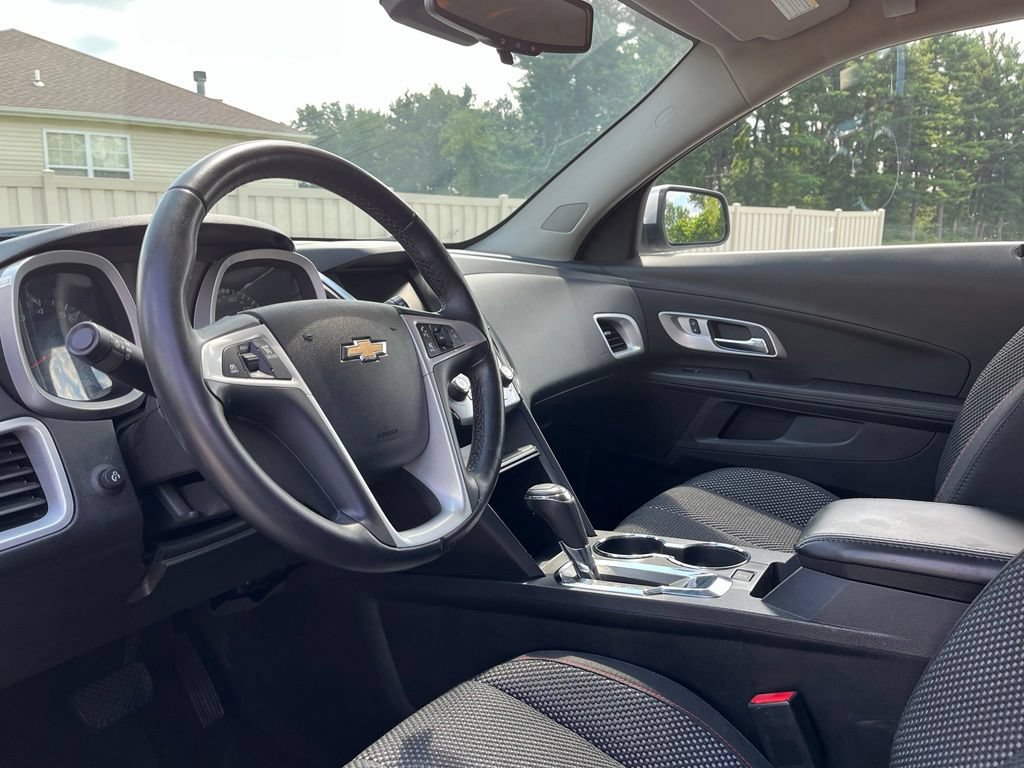 Used 2017 Chevrolet Equinox LT w/ Convenience Package FWD image 18