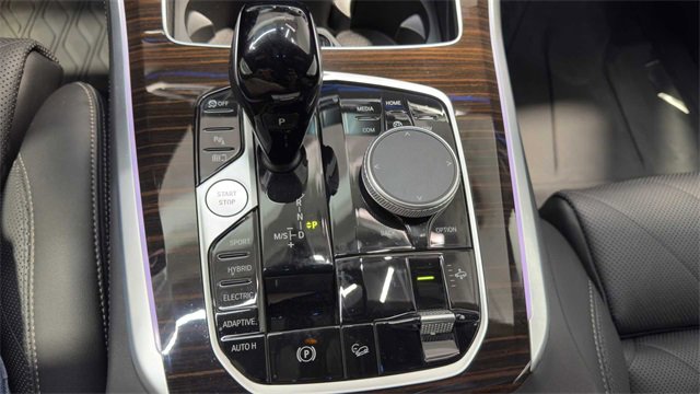 Used 2023 BMW X5 xDrive45e w/ M Sport Package image 28